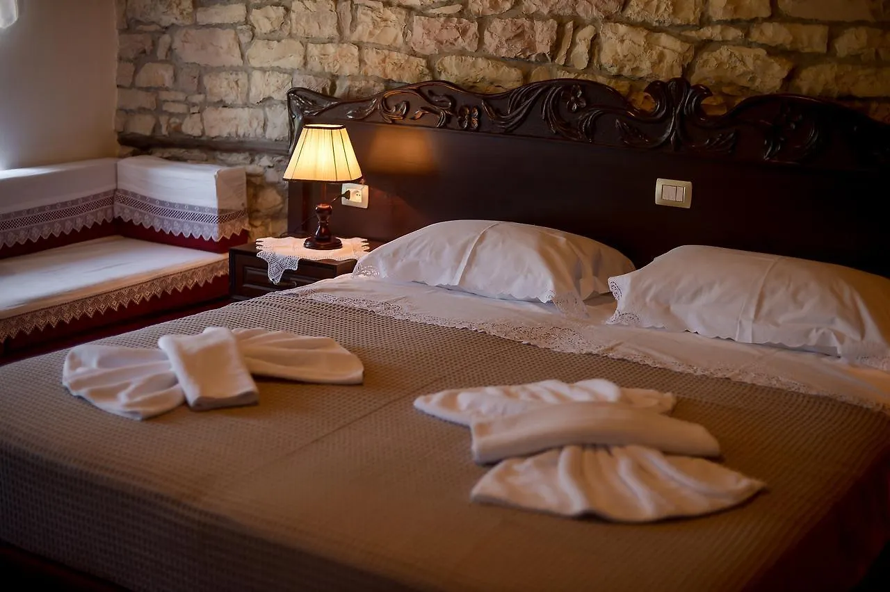 Hotel Kalemi 2 Gjirokaster